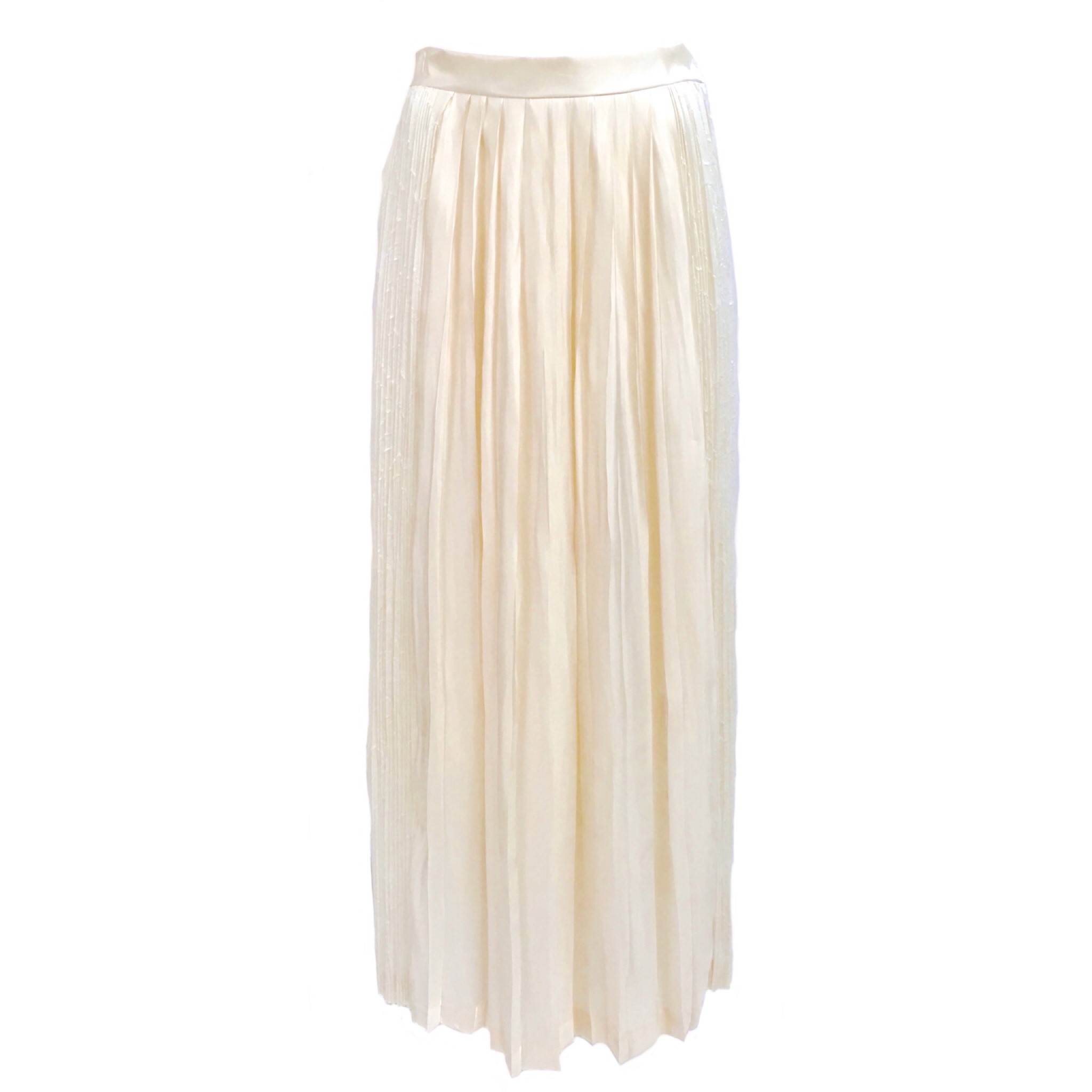 SHINY PLEATED MAXI SKIRT